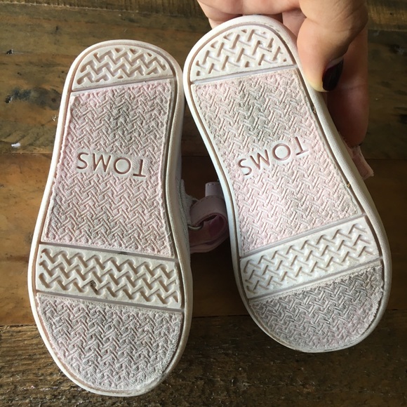 Toms Iridescent Bow Maryjane Sneaker 💓 - Picture 8 of 8